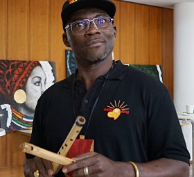 Djembé – Workshop mit Kofi Awil zu Gunsten Akuma for Africa e.V. am 06.02.2024