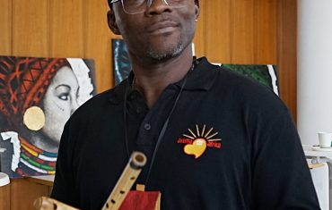 Djembé – Workshop mit Kofi Awil zu Gunsten Akuma for Africa e.V. am 06.02.2024