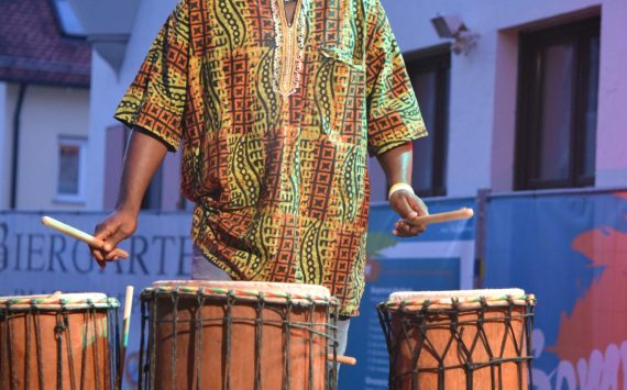 Bass-Trommel-Workshop mit Kofi Awil